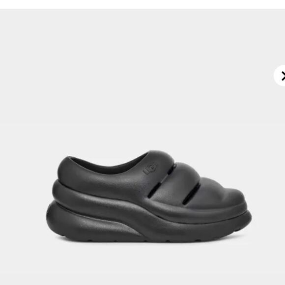 UGG Other - NWT UGG Sport Yeah Clog - Black